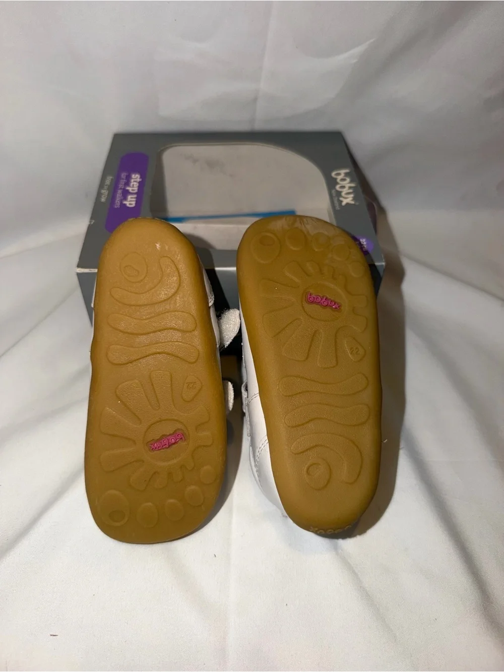 NWT Bobux Step Up Jack & Jill Sandal - White Leather - Baby Size 6 US / 22 EU